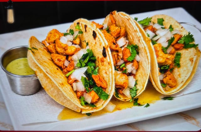 Tacos de Pollo.