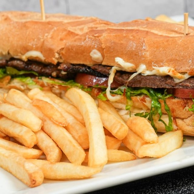 Sanduche de Carne.