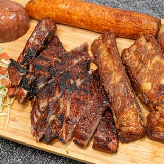 Mixto Carne Y Costilla