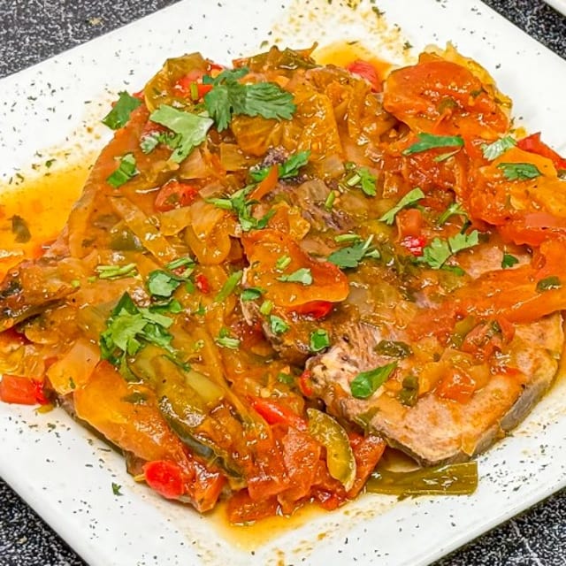 Lengua en Salsa.